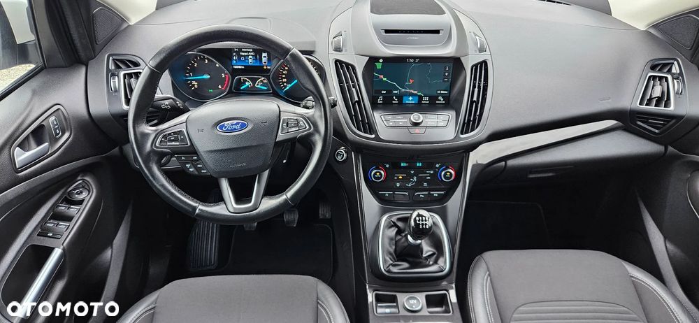 Ford Kuga 2.0 TDCi 4x4 Titanium - 17