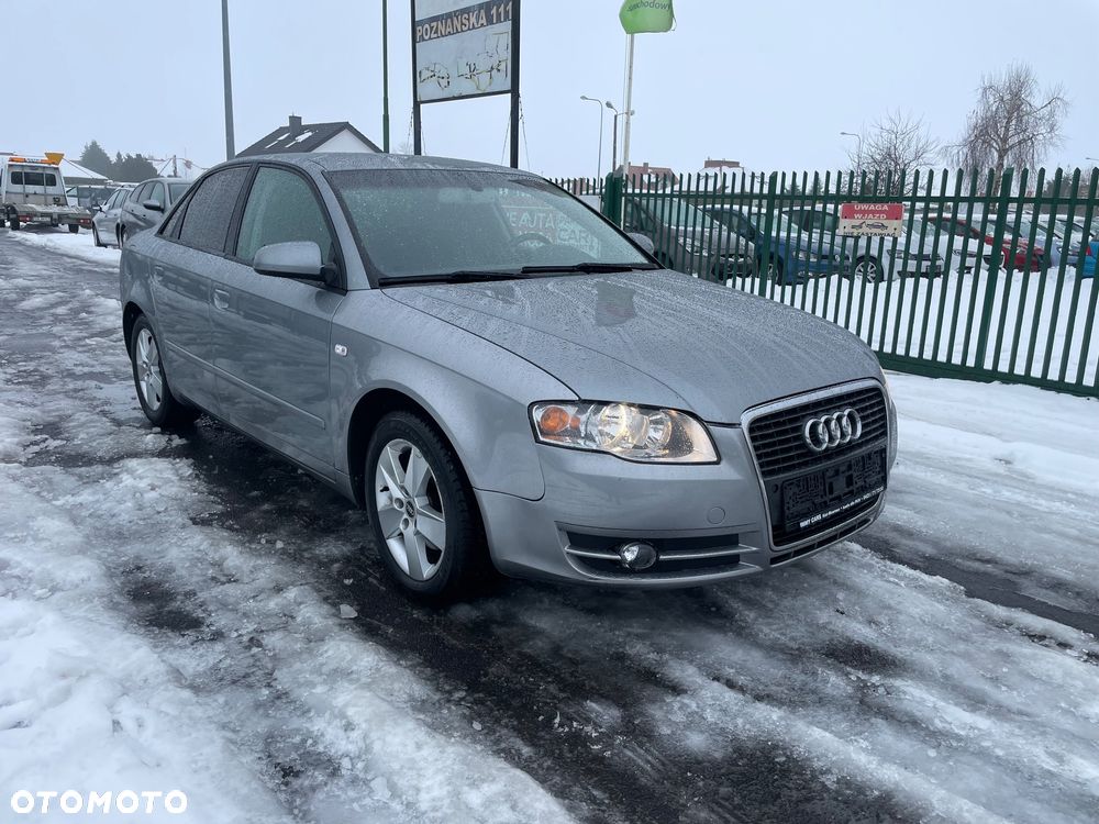 Audi A4 Limousine - 3