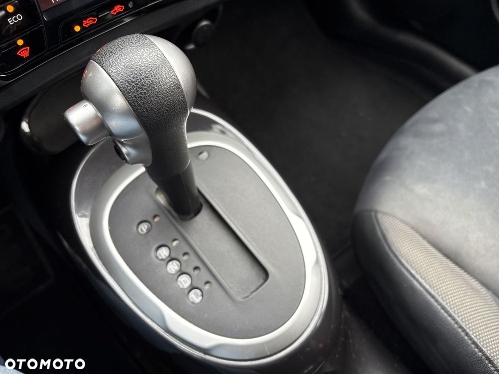 Nissan Juke 1.6 N-Connecta Xtronic - 15