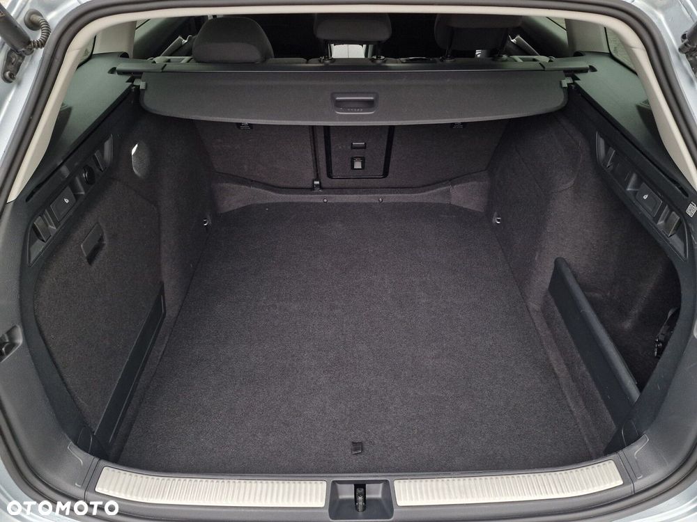 Skoda Superb 1.5 TSI mHEV Selection DSG - 14