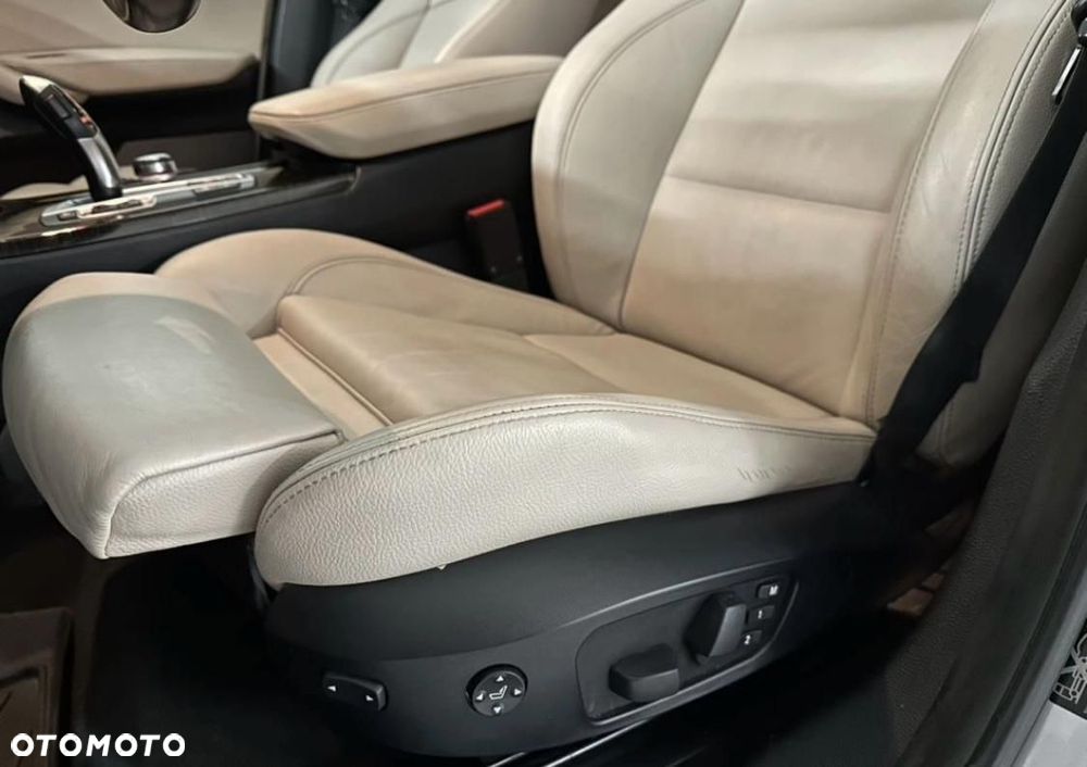 BMW X3 28i xDrive - 21