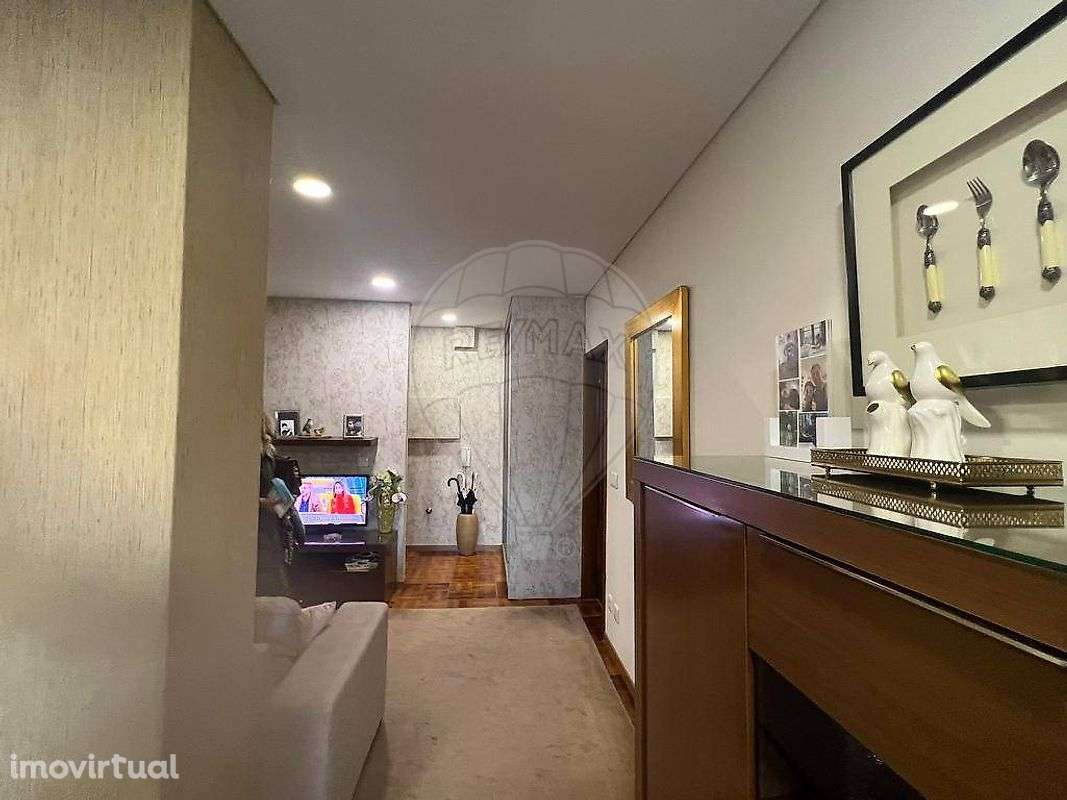 Apartamento T1 para venda - Grande imagem: 2/14