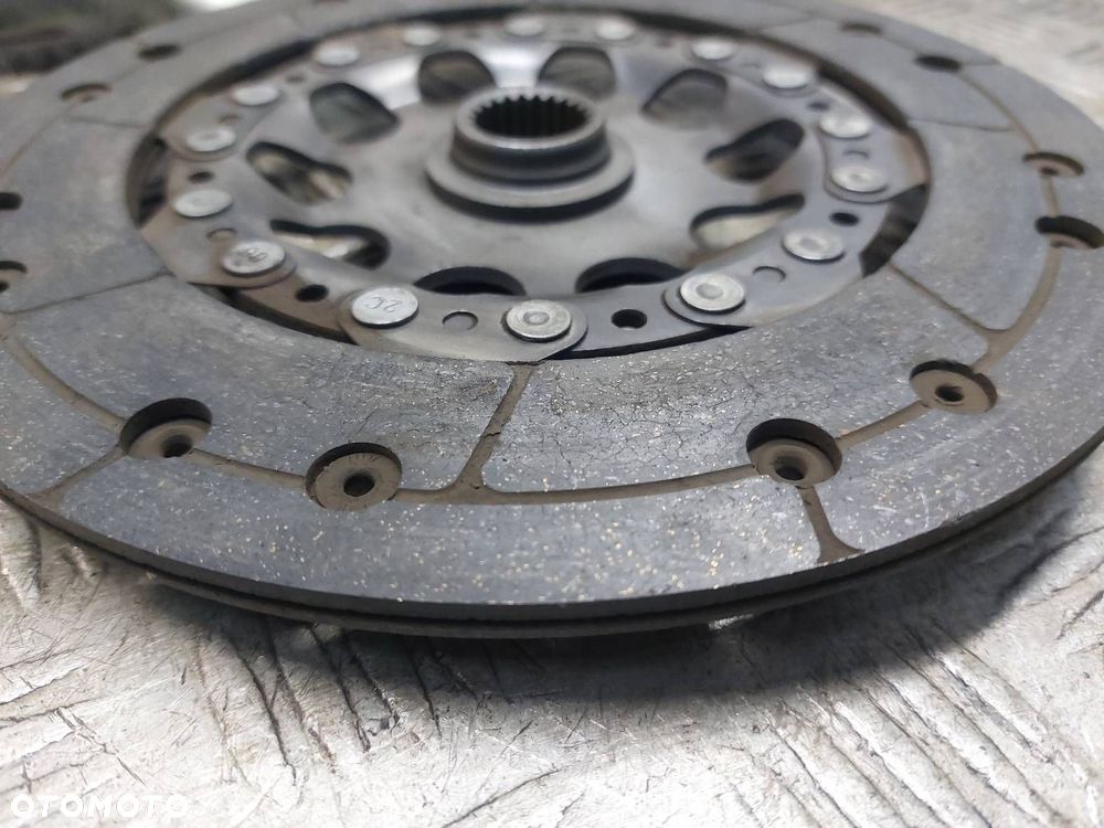 KOŁO DWUMASOWE + TARCZA + DOCISK + ŁOŻYSKO AUDI A4 B6 1.8 T 058105266H - 11