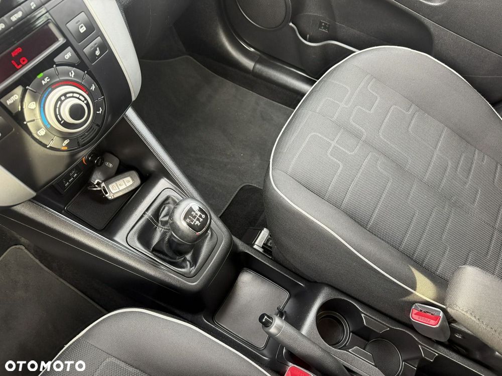 Kia Venga 1.6 CRDi 128 Business Line - 29