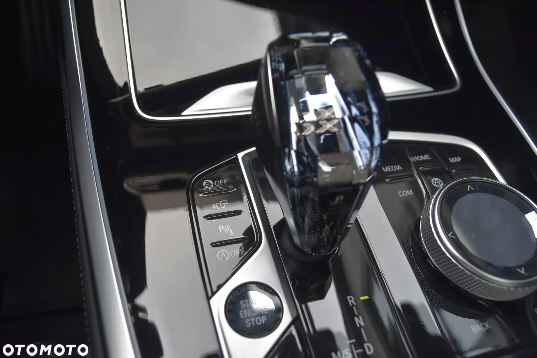 BMW X7 M50i sport - 12