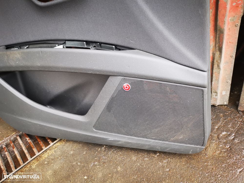 SEAT LEON 5F FORRA / QUARTELA PORTA FRENTE ESQUERDA - FP018 - 5