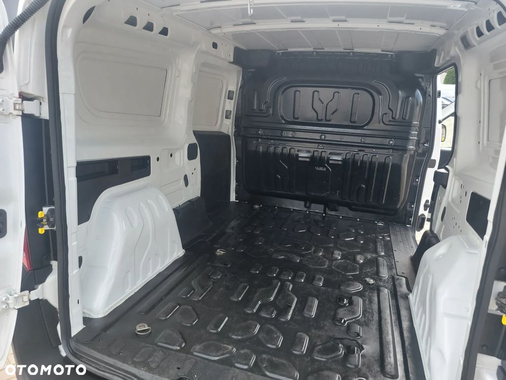 Fiat Doblo - 21