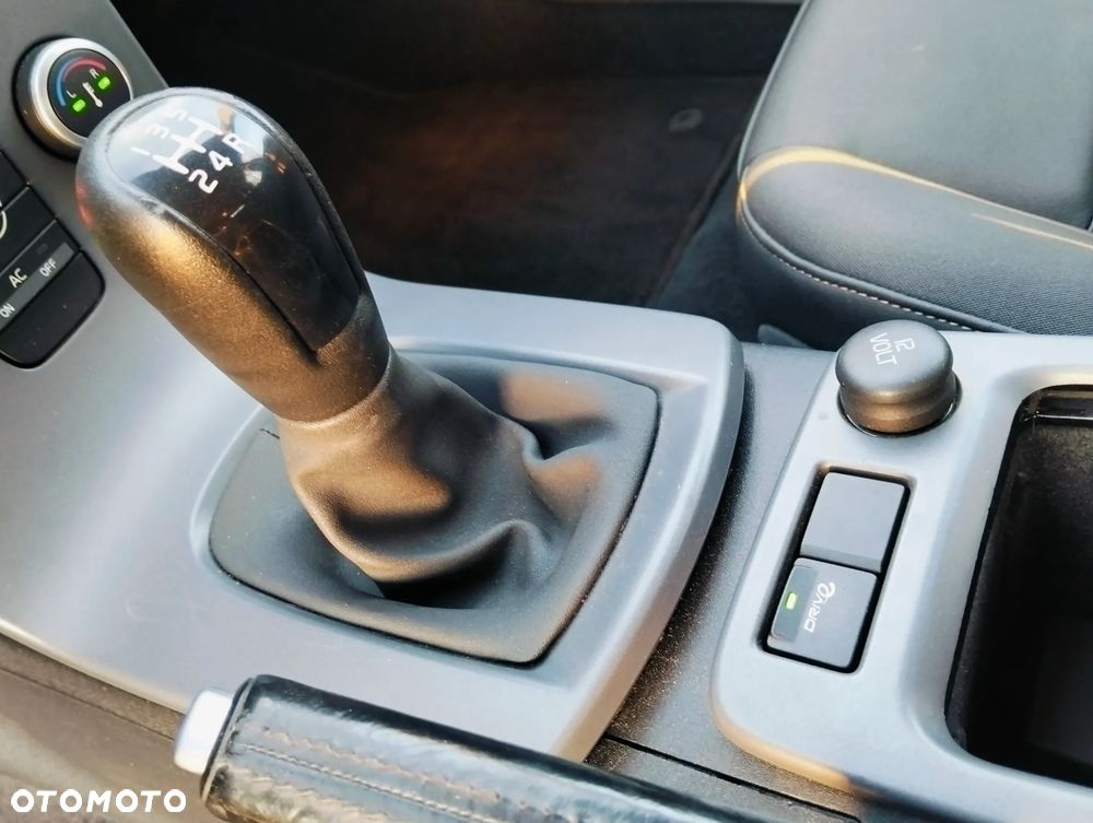 Volvo V50 - 15