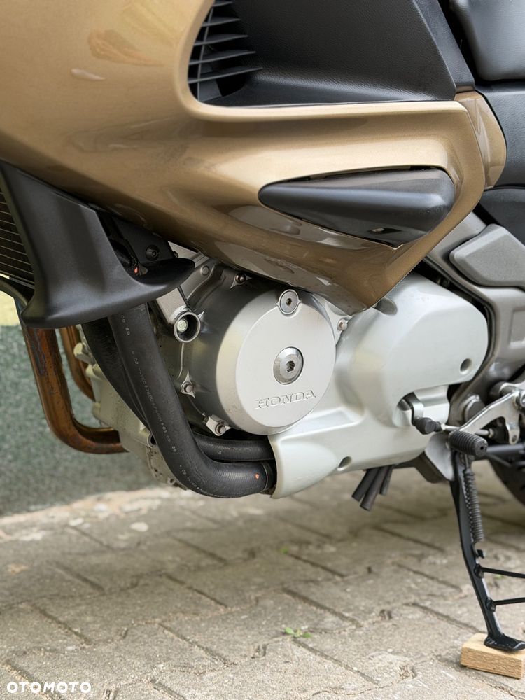 Honda NTV - 32