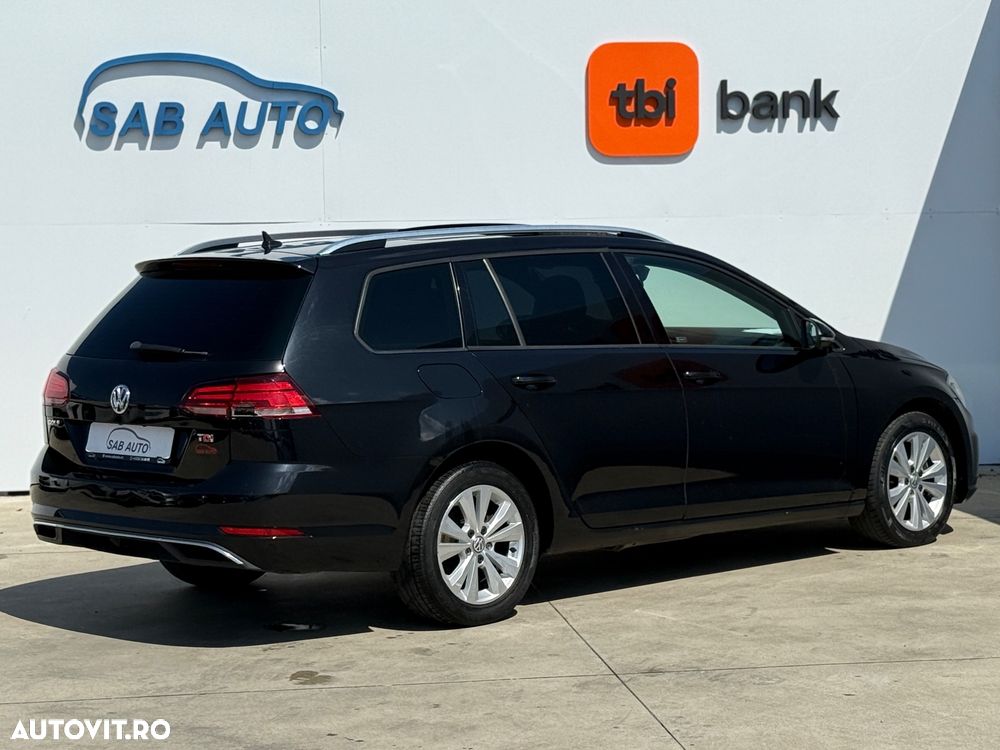 Volkswagen Golf - 21