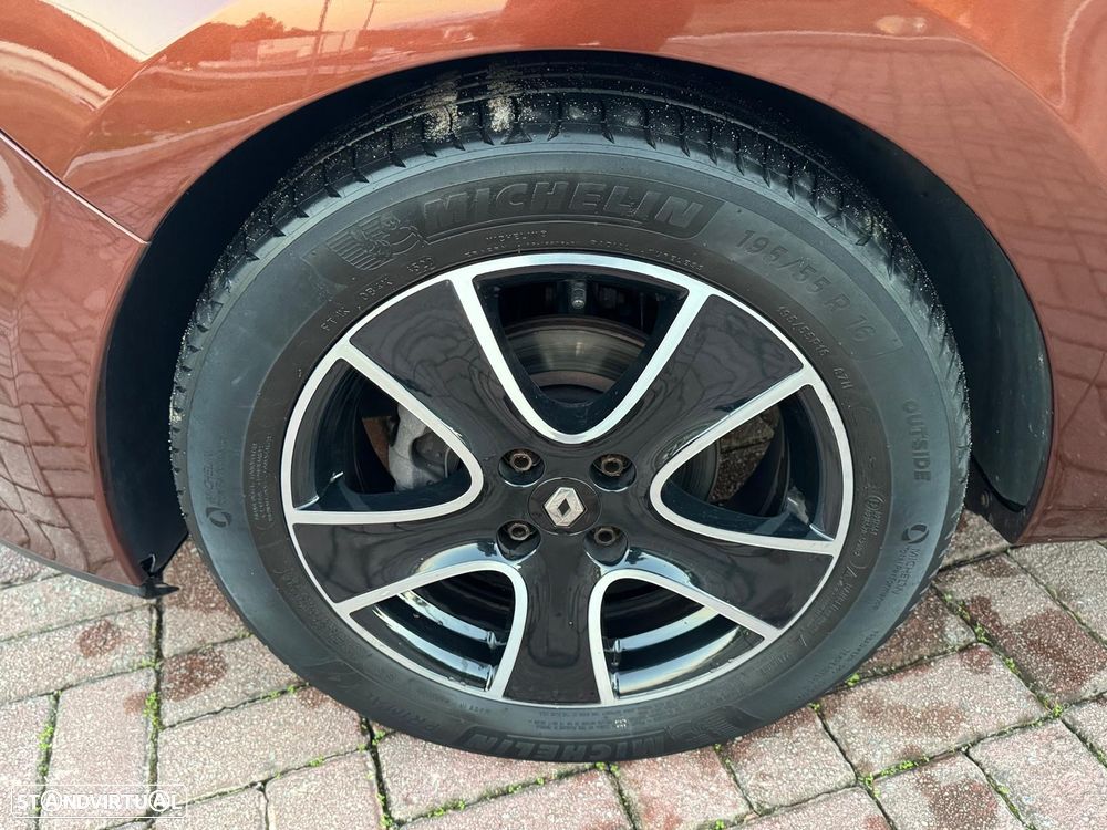 Renault Clio Sport Tourer 1.5 dCi Dynamique S - 12