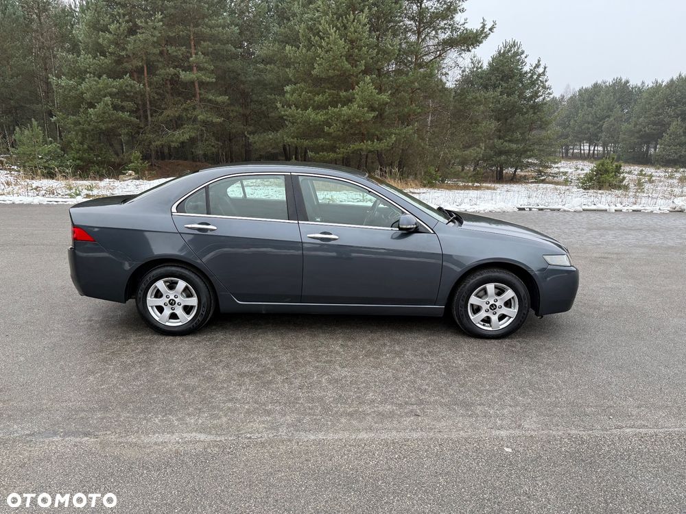 Honda Accord 2.0 Comfort - 2