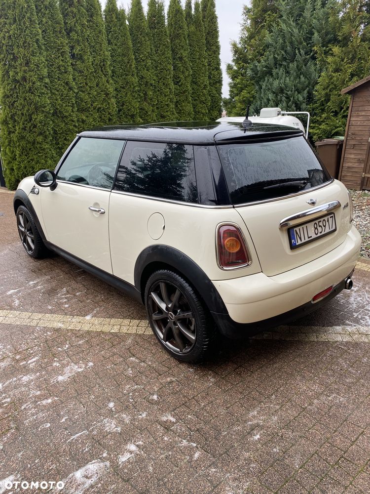 MINI Cooper Standard - 14