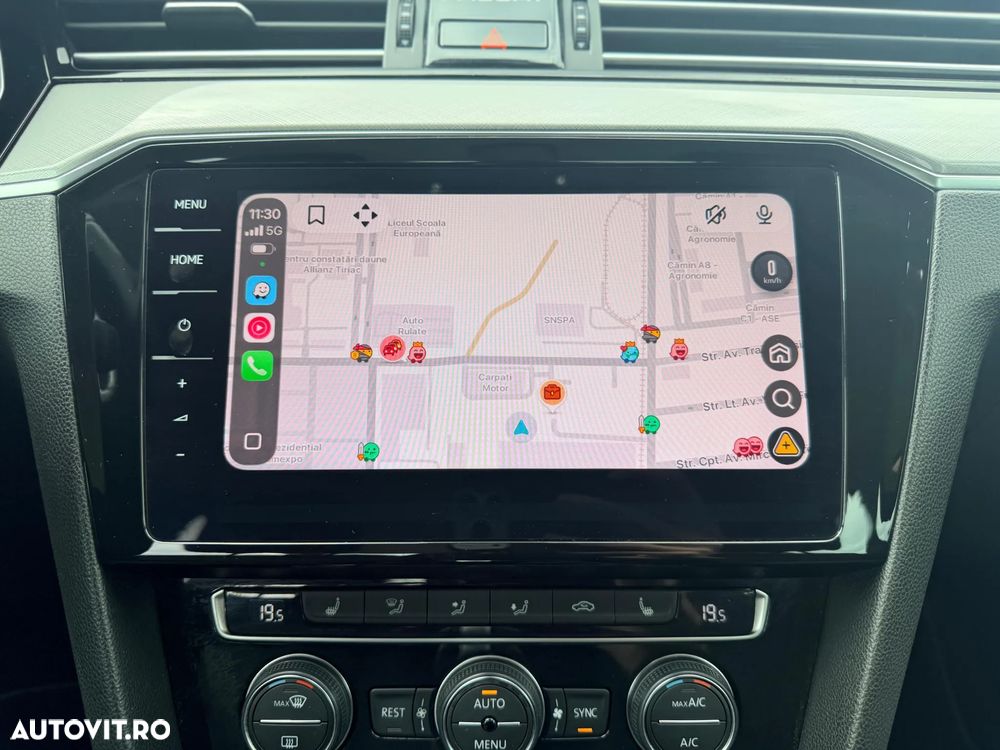 Volkswagen Passat 2.0 TDI DSG Highline - 17