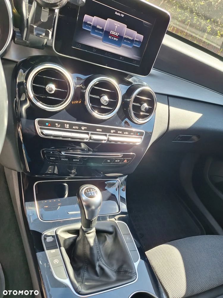 Mercedes-Benz Klasa C 180 Avantgarde - 25