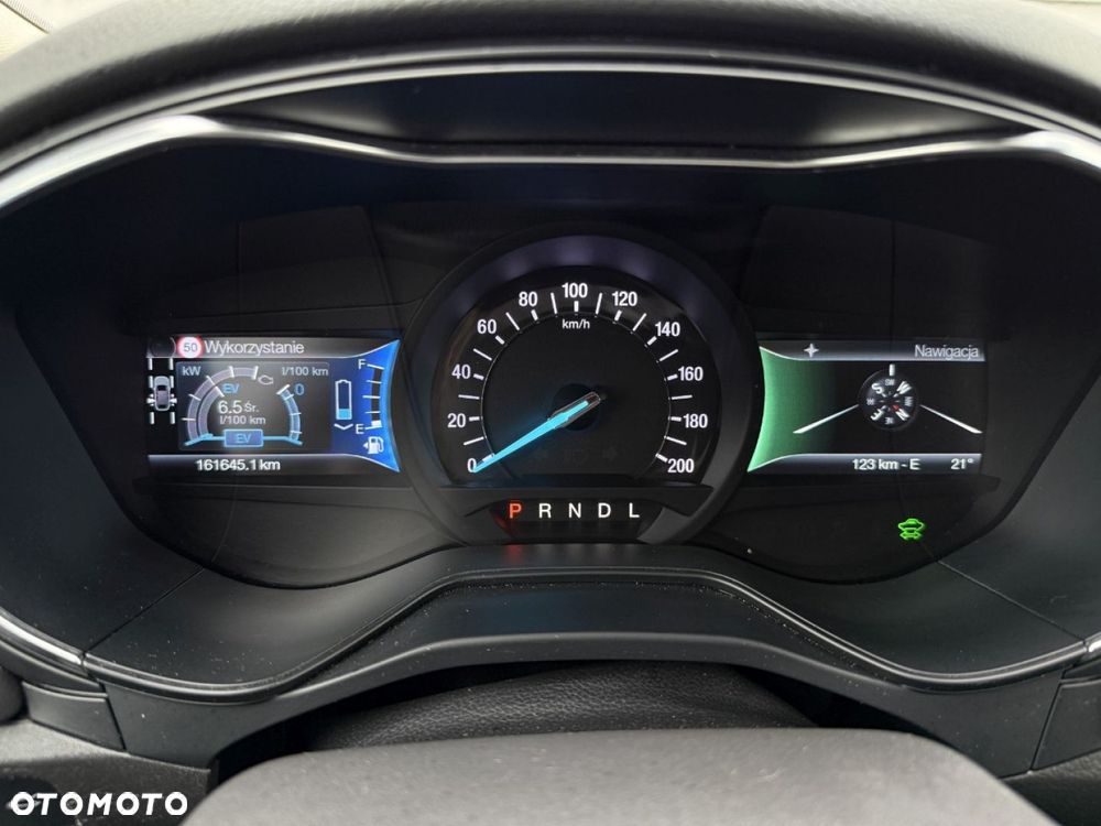 Ford Mondeo - 21
