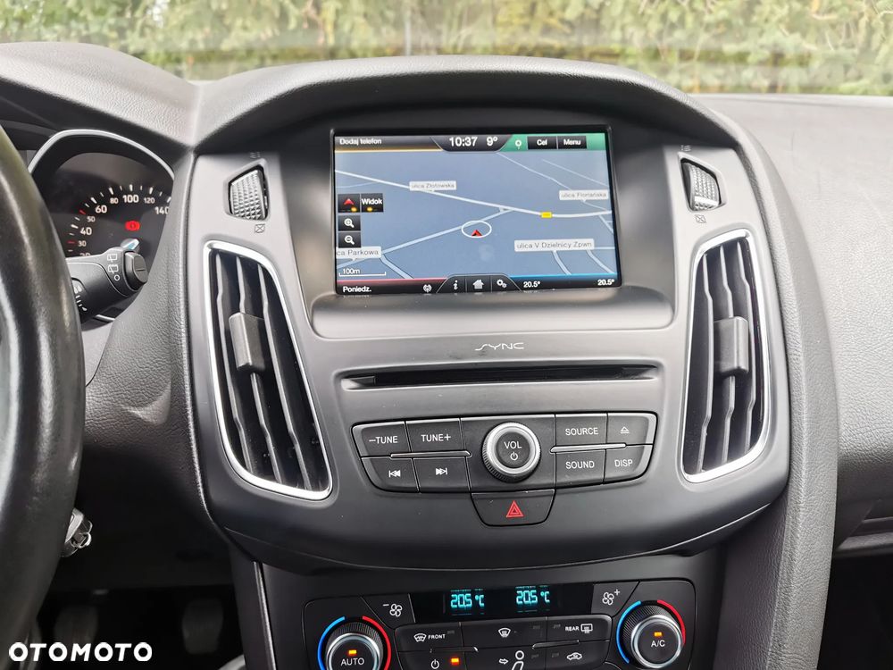 Ford Focus 1.5 EcoBoost Titanium ASS - 8