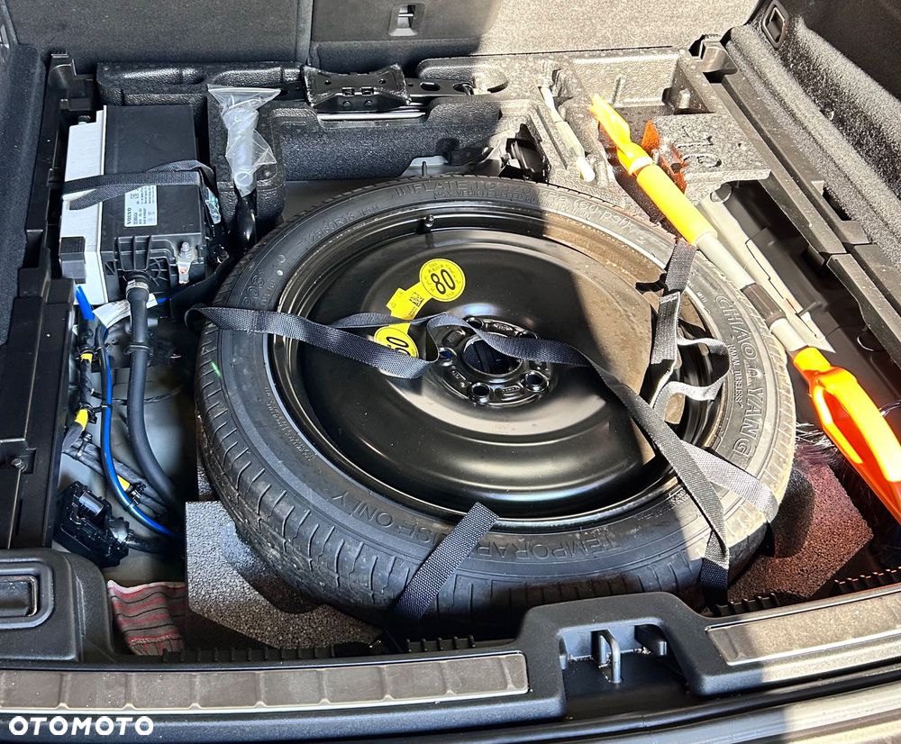 Volvo XC 60 B5 D AWD Momentum Pro - 25