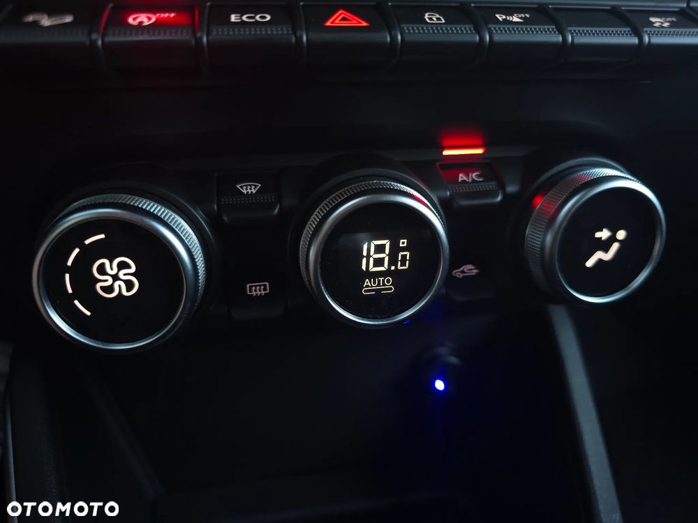Dacia Duster 1.6 SCe Blackshadow 4x4 S&S - 23