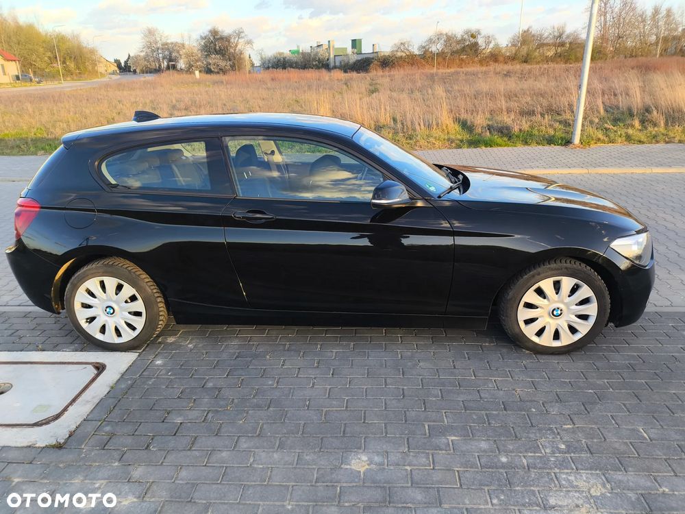 BMW Seria 1 114i - 5