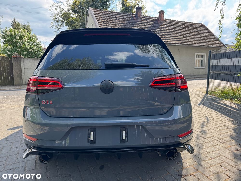 Volkswagen Golf GTI TCR 2.0 TSI OPF DSG - 17