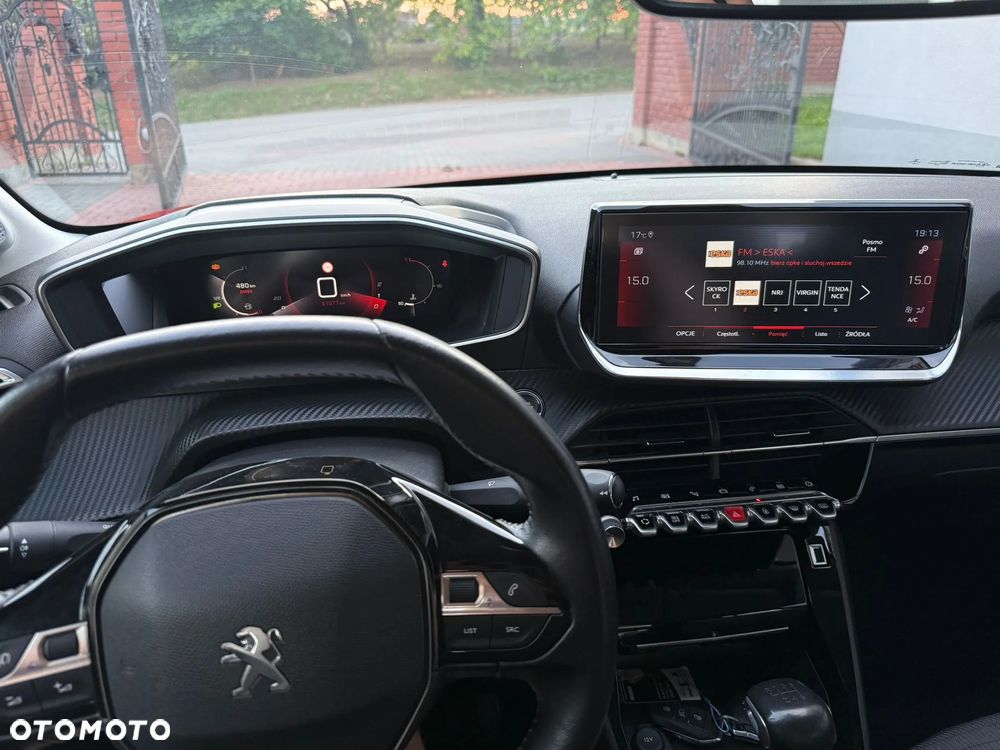Peugeot 208 PureTech 100 Allure Pack - 12