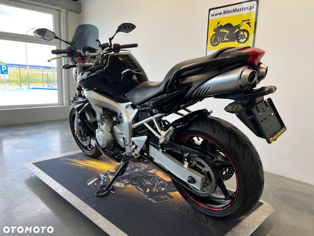 Yamaha FZ6 - 17