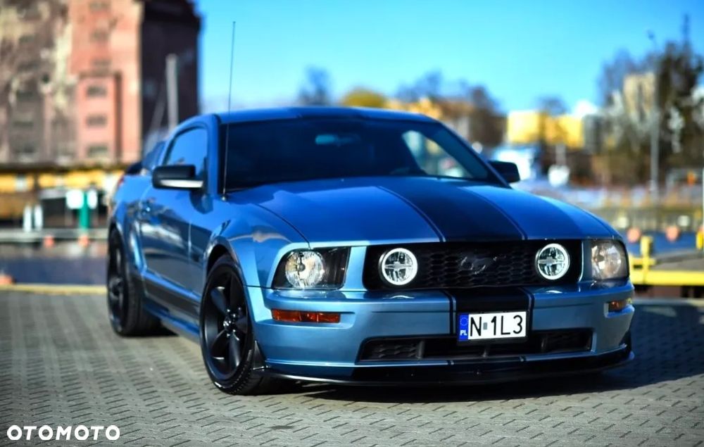 Ford Mustang - 3