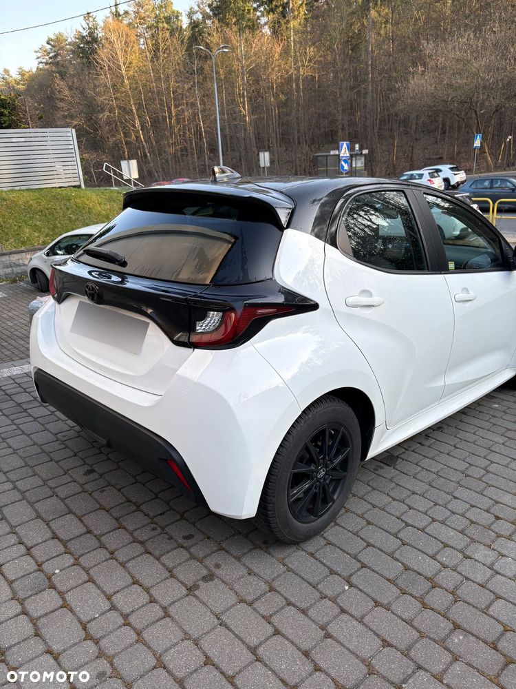 Toyota Yaris - 7