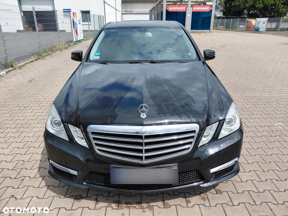Mercedes-Benz Klasa E 250 CDI DPF BlueEFFICIENCY Automatik Elegance - 11