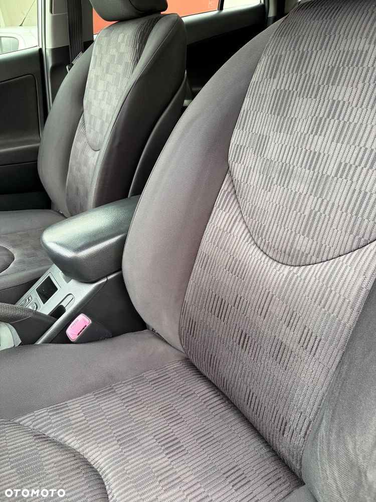 Toyota RAV4 2.2 D-4D 4x2 Life - 7