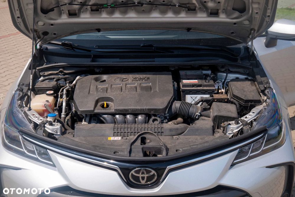 Toyota Corolla 1.6 Active - 32