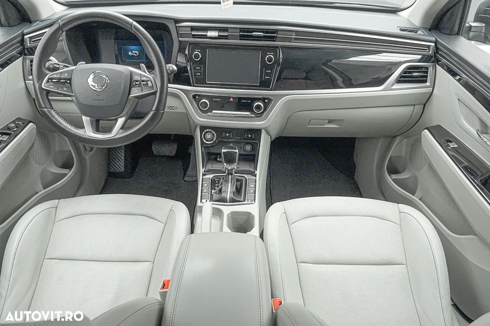 SsangYong Korando 1.5 GDI Turbo AT Premium - 8