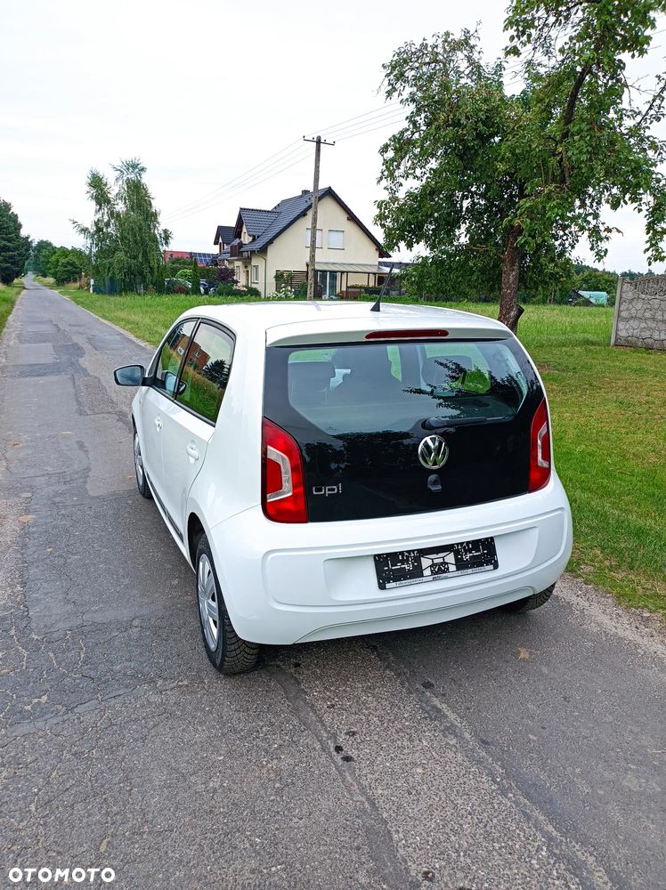 Volkswagen up! club - 40