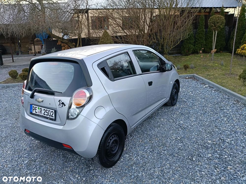 Chevrolet Spark 1.0 LT - 22