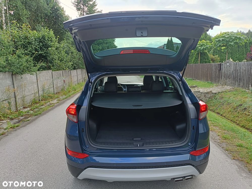 Hyundai Tucson 2.0 CRDI 4WD Premium - 24