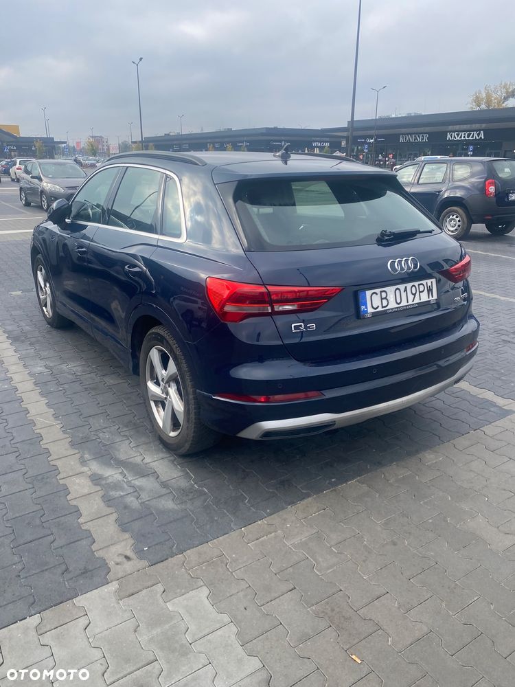 Audi Q3 2019 photo 2