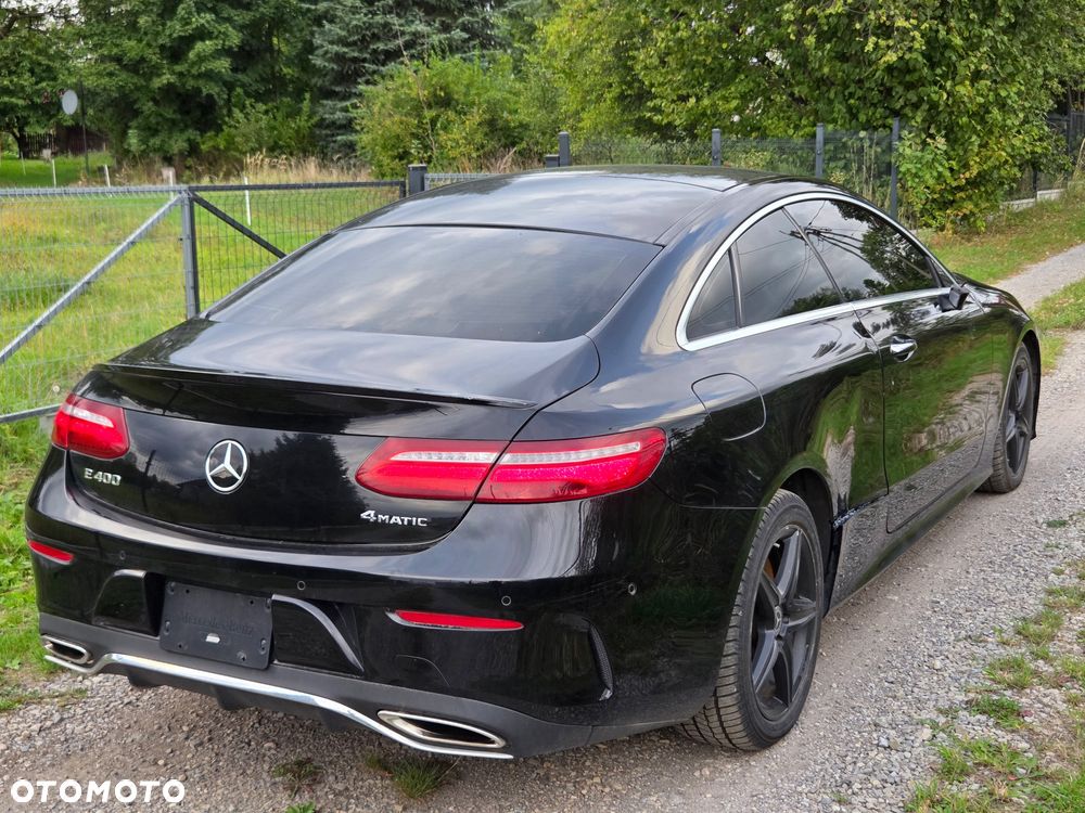 Mercedes-Benz Klasa E 400 4Matic 9G-TRONIC AMG Line - 9