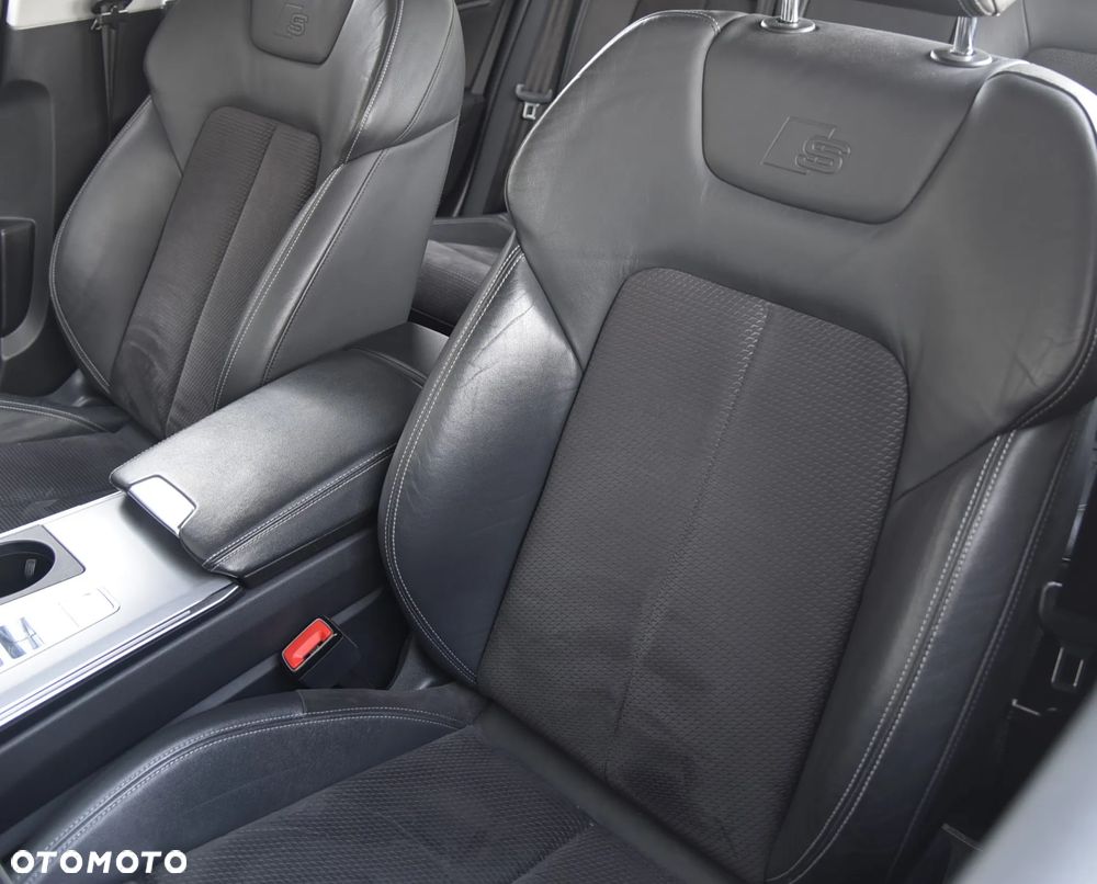 Audi S6 Avant - 23