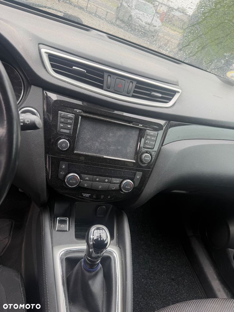 Nissan Qashqai 1.6 dCi DPF acenta - 10