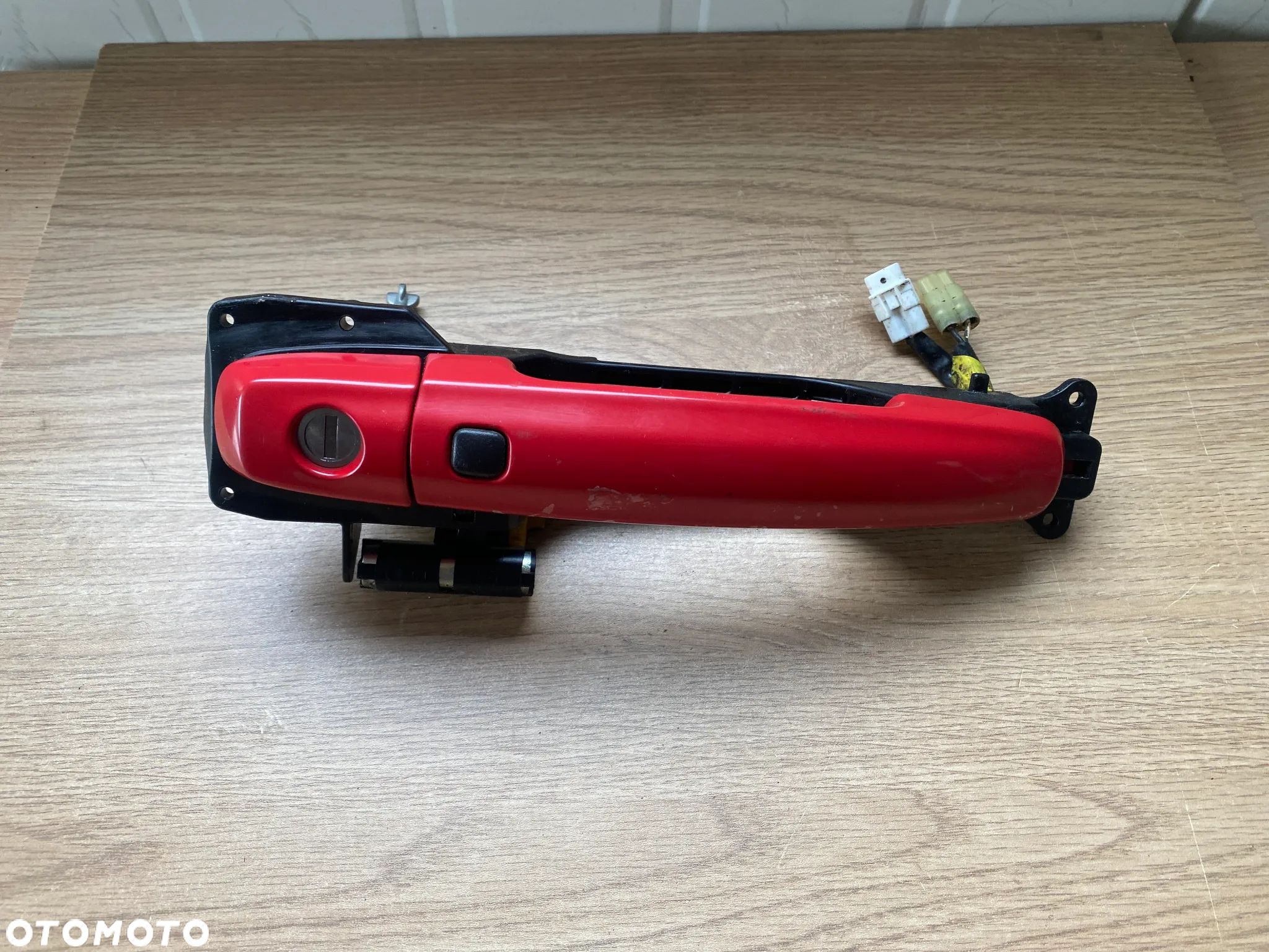 KEYLESS KLAMKA LEWA PRZEDNIA SUZUKI SWIFT MK7 ZNF - 1