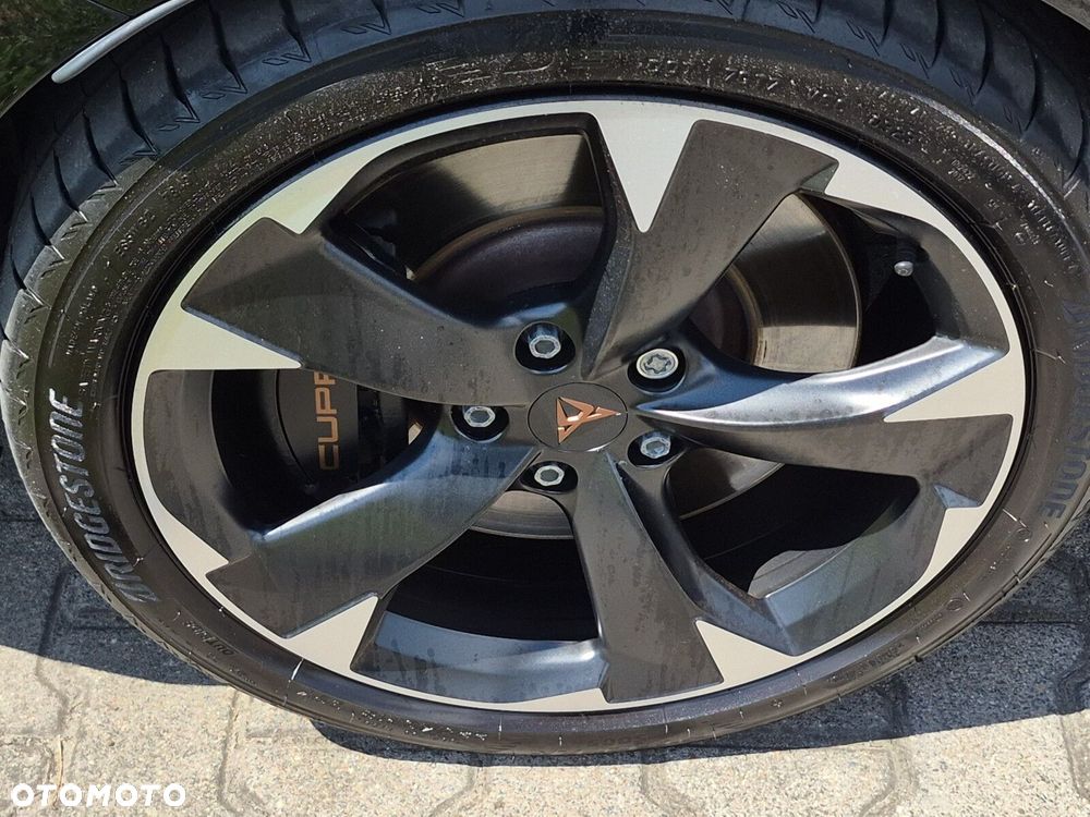 Cupra Leon 2.0 TSI VZ DSG - 10