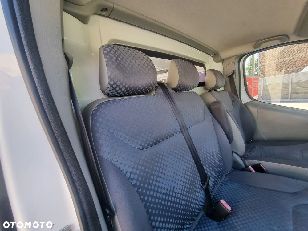 Renault Trafic - 18