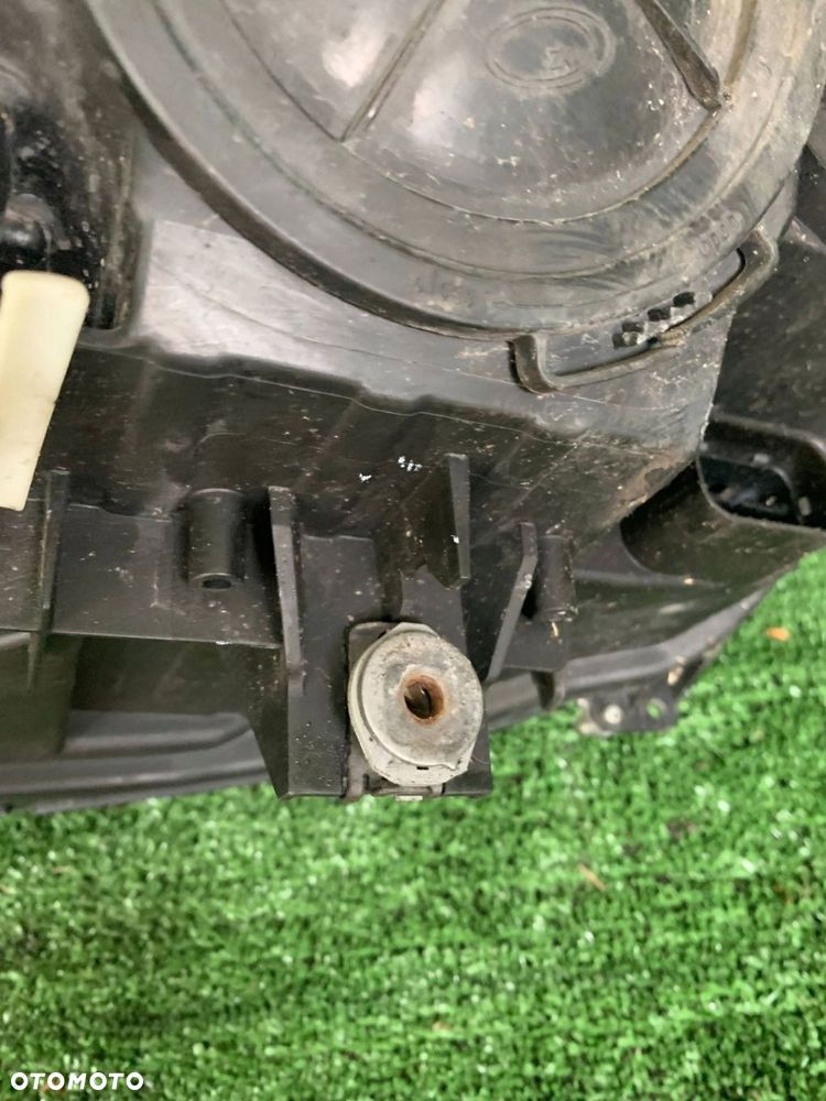 Lampa przód przednia prawa BMW 3 F30 F35 F31 UK Anglik 7259539 - 8