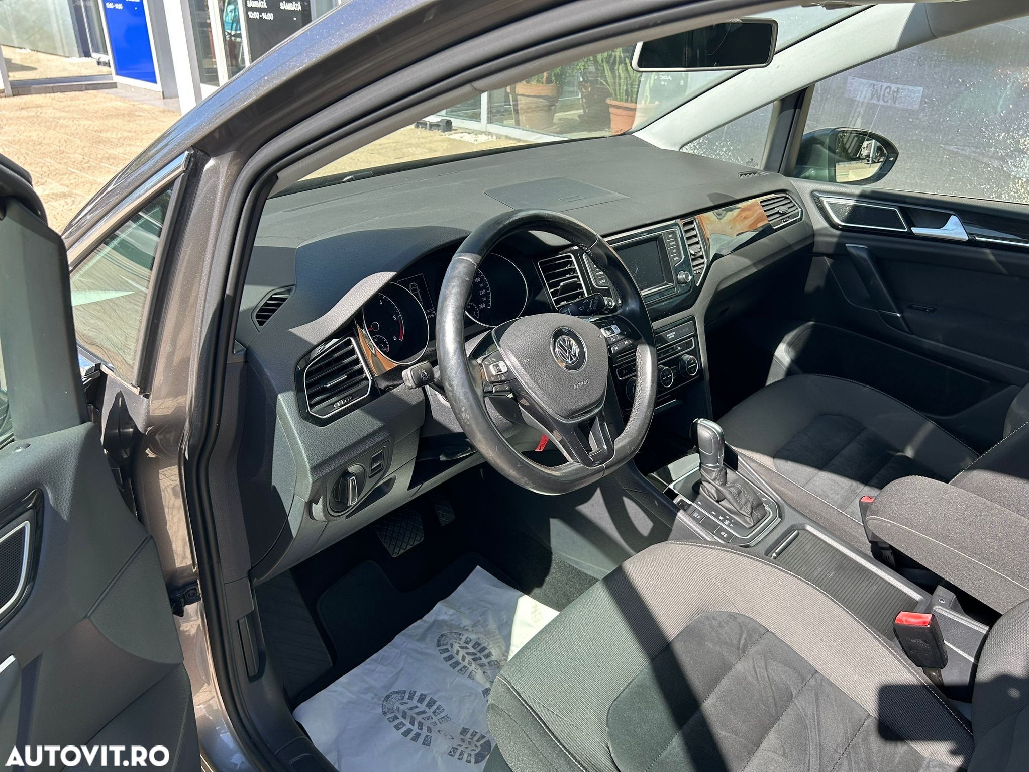 Volkswagen Golf Sportsvan 1.6 TDI DPF DSG BMT Highline - 9