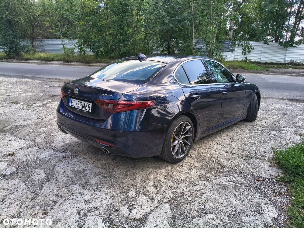 Alfa Romeo Giulia - 6