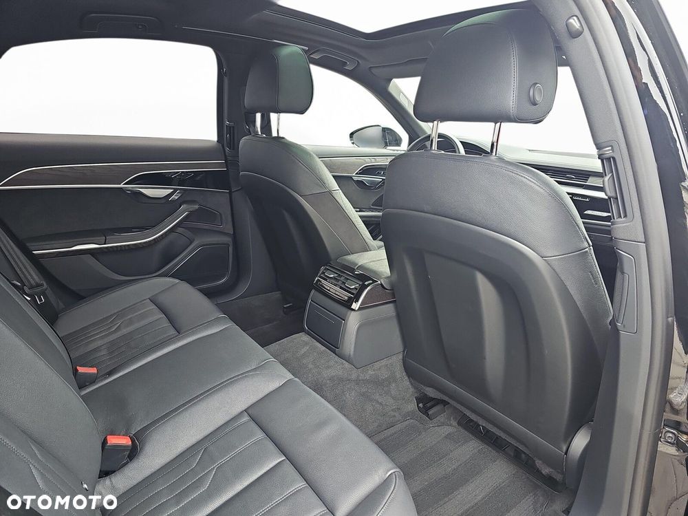 Audi A8 - 28