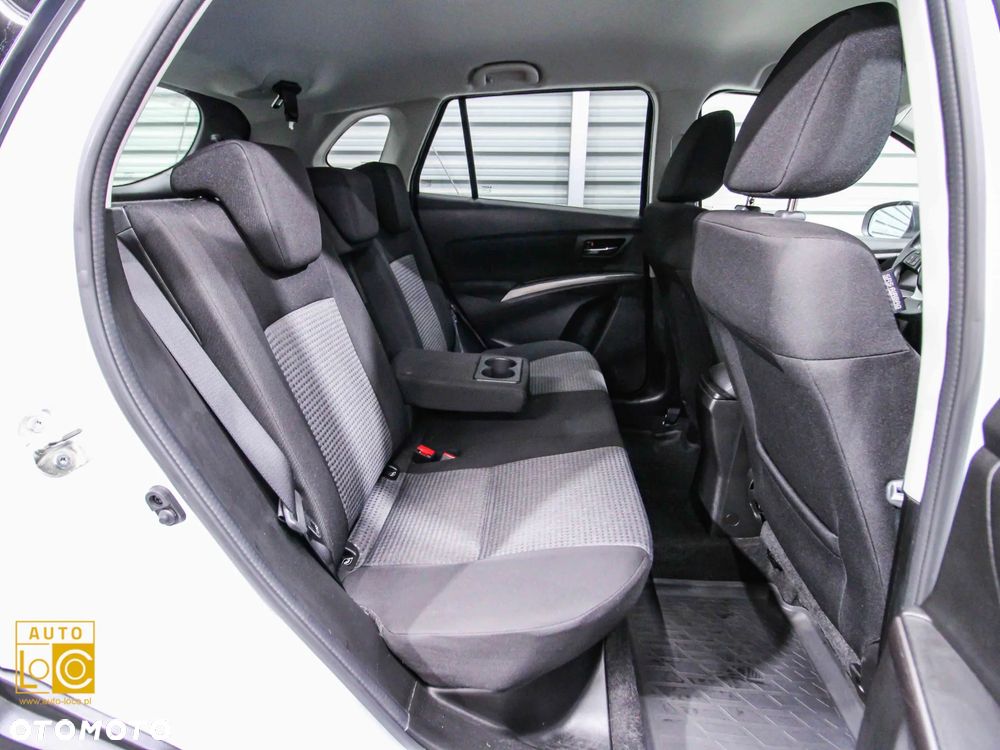 Suzuki SX4 S-Cross 1.4 SHVS Premium - 11