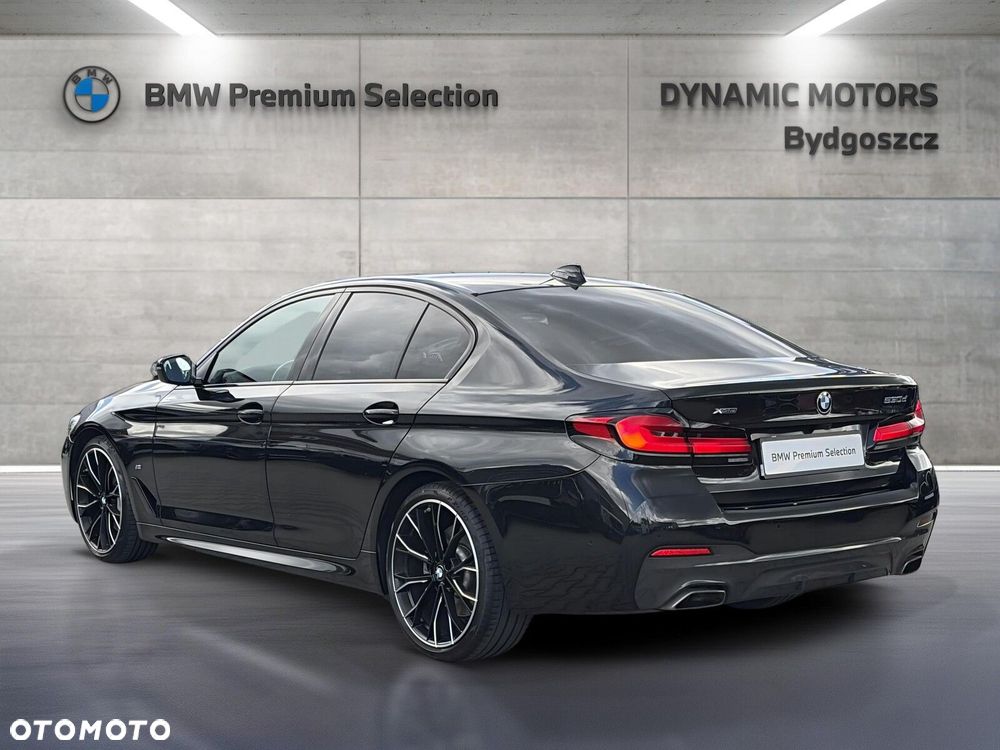 BMW Seria 5 530d xDrive mHEV M Sport sport - 5