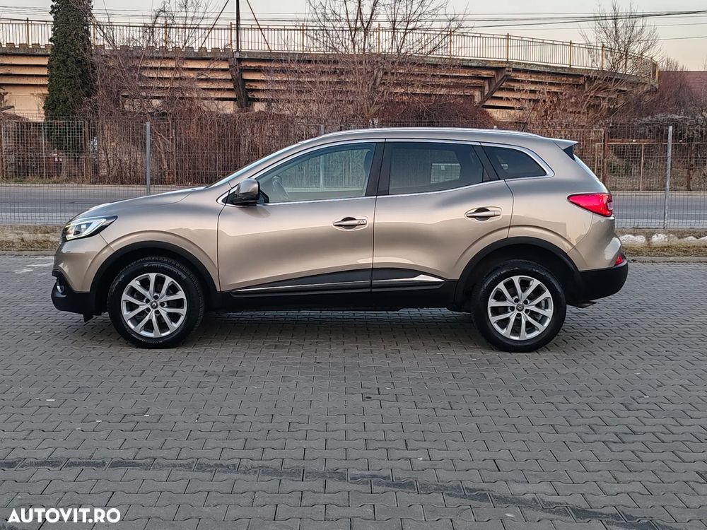 Ford Kuga 2.0 TDCi 2x4 Titanium - 5